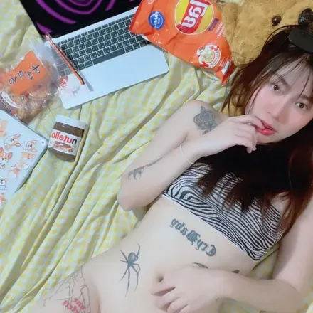 OnlyFans account  irenkampong1 header 2