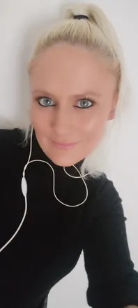 OnlyFans account  kat070987 header 2