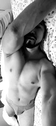 OnlyFans cuenta iam.jc header 2