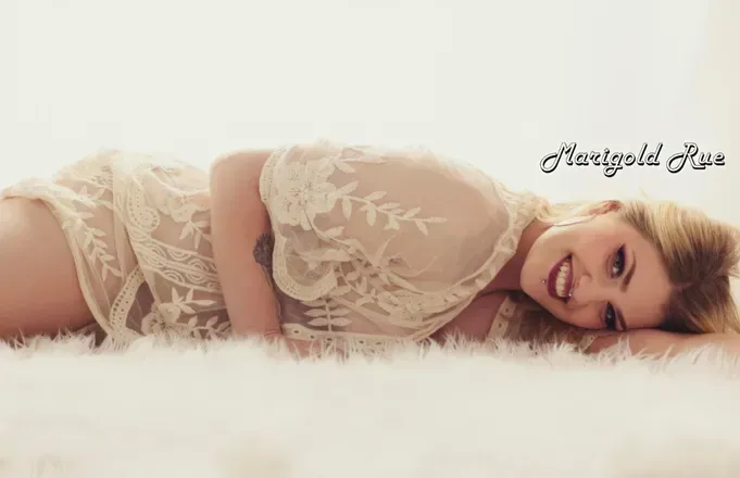OnlyFans cuenta marigoldrue header 2