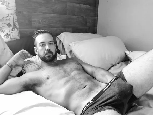 OnlyFans cuenta daguyatthebar header 2