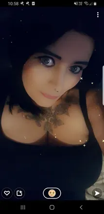 OnlyFans account  green-eyedraven avatar 1