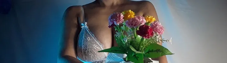 OnlyFans cuenta titannia header 2