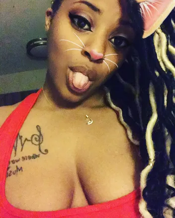 OnlyFans cuenta u8081302 header 2