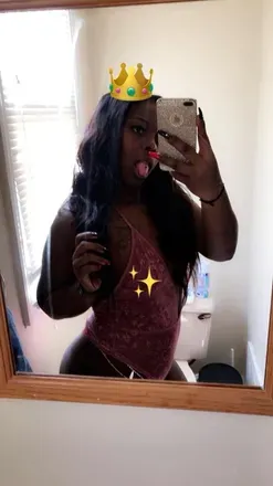OnlyFans cuenta queenkimbo avatar 1