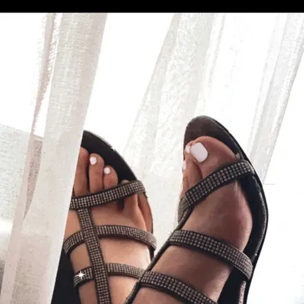 OnlyFans cuenta feetpicssofiaa header 2