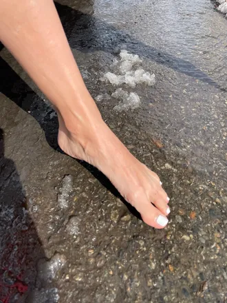 OnlyFans cuenta alwaysfeetable header 2