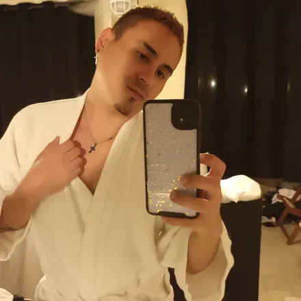OnlyFans of alonssolb