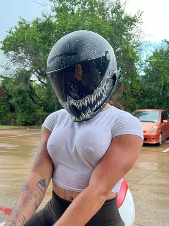 OnlyFans cuenta lauryngofast avatar 1