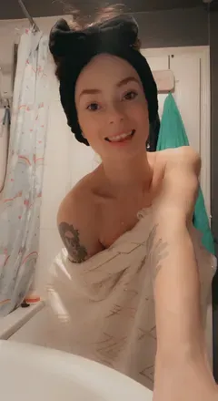OnlyFans cuenta kirstiee96free avatar 1