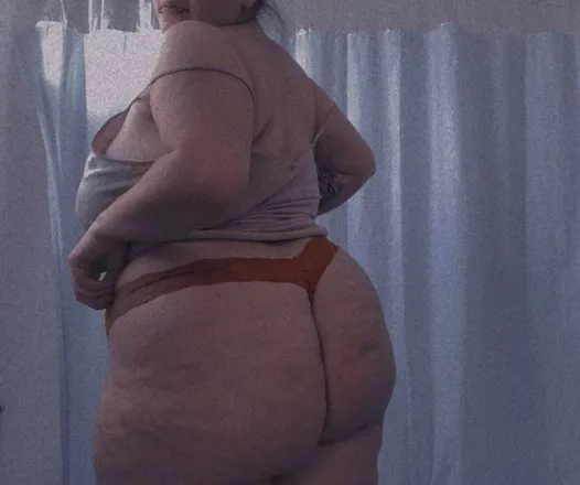 OnlyFans cuenta gamer_whxre_xo header 2