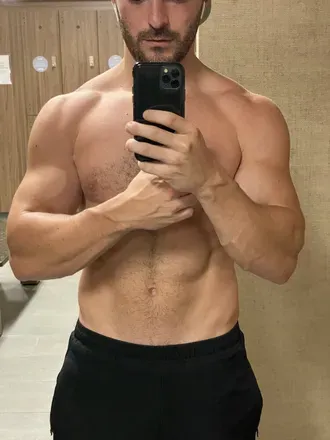 OnlyFans cuenta musclemike5 header 2