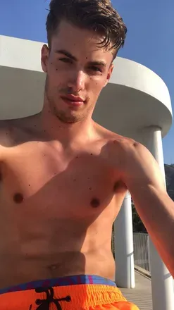 OnlyFans cuenta tomas2208 avatar 1