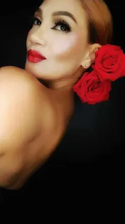 OnlyFans cuenta mony_amour avatar 1