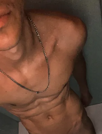 OnlyFans cuenta tresoni header 2