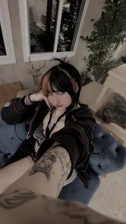 OnlyFans cuenta boozygremlin-vip avatar 1