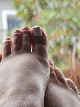 OnlyFans account  beautyfeetlover25 avatar 1