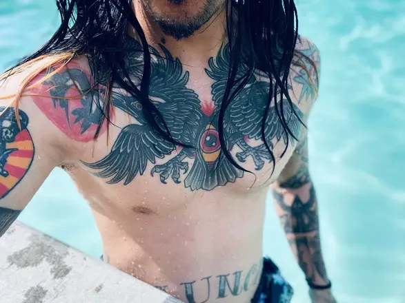 OnlyFans account  thirtythird avatar 1