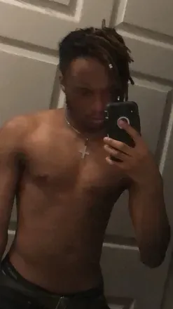 OnlyFans account  lildeeleaf avatar 1