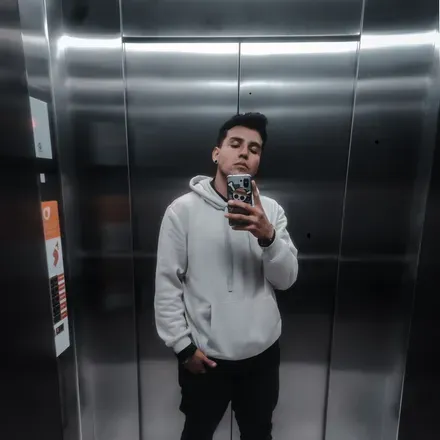 OnlyFans cuenta denz72 header 2