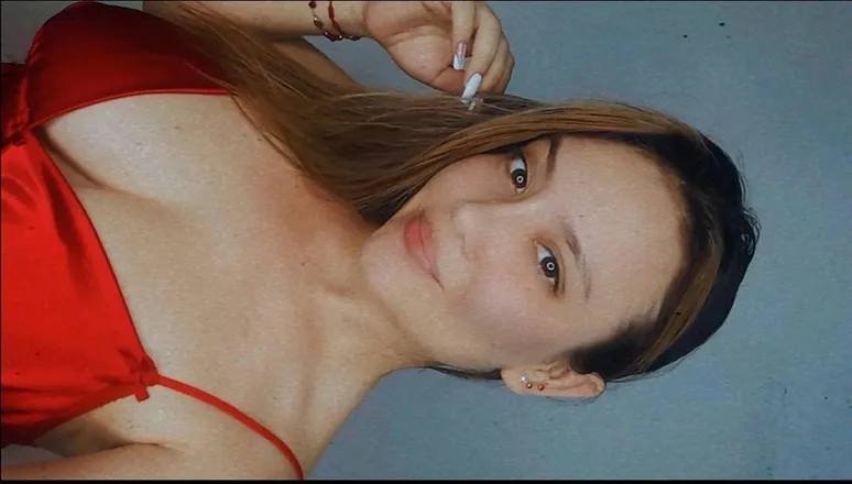OnlyFans cuenta bela04r header 2