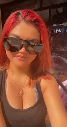 OnlyFans cuenta lillbittybella header 2