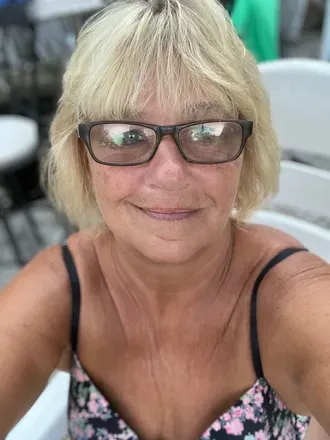 OnlyFans cuenta hot_weed_mom avatar 1