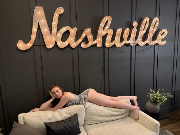 OnlyFans cuenta theellieelite header 2