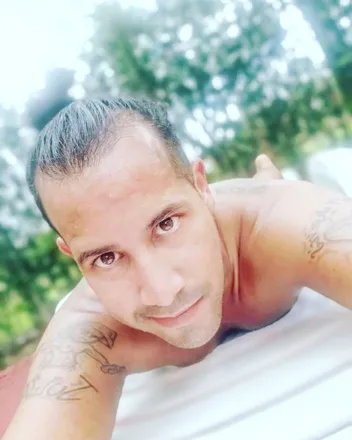 OnlyFans cuenta julioadolfozuniga header 2