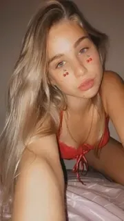 OnlyFans account  skyeee_xxx avatar 1