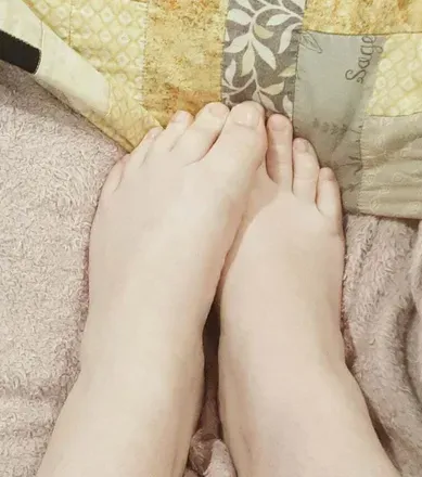 OnlyFans cuenta ankle-bones avatar 1