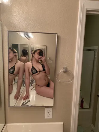 OnlyFans cuenta babylovekali avatar 1
