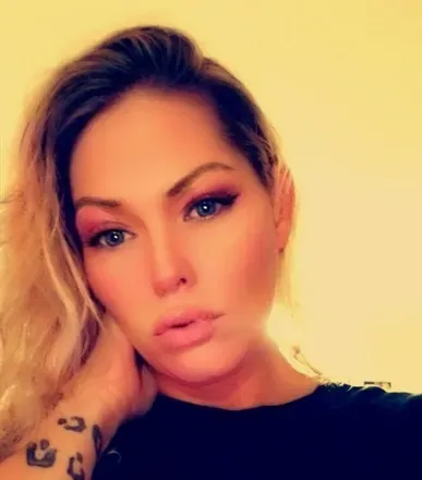 OnlyFans cuenta somer1 header 2
