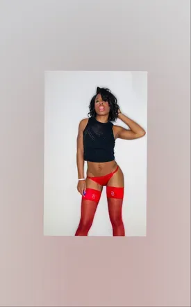 OnlyFans cuenta xfoxyredx header 2