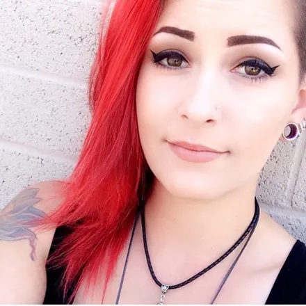 OnlyFans account  mandeemagenta avatar 1