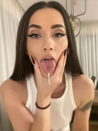 OnlyFans account  ambersecrets avatar 1