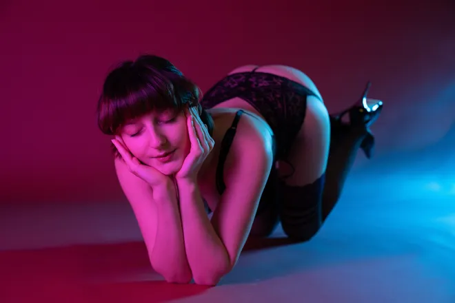 OnlyFans cuenta valerievailfree header 2