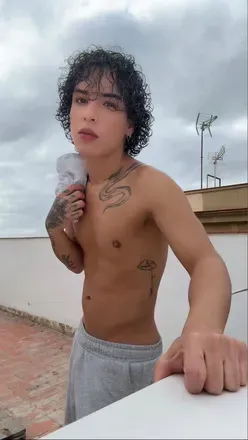 OnlyFans of tian_twink