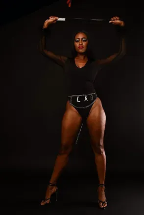 OnlyFans cuenta nikkiahouse header 2