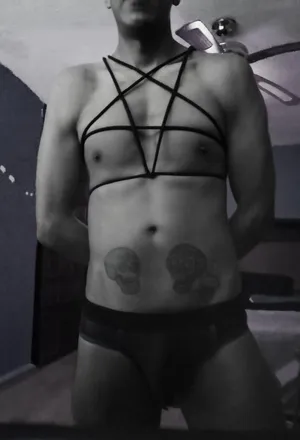 OnlyFans cuenta ezequiellnomas header 2