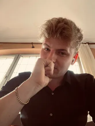 OnlyFans cuenta toyboy_jr avatar 1