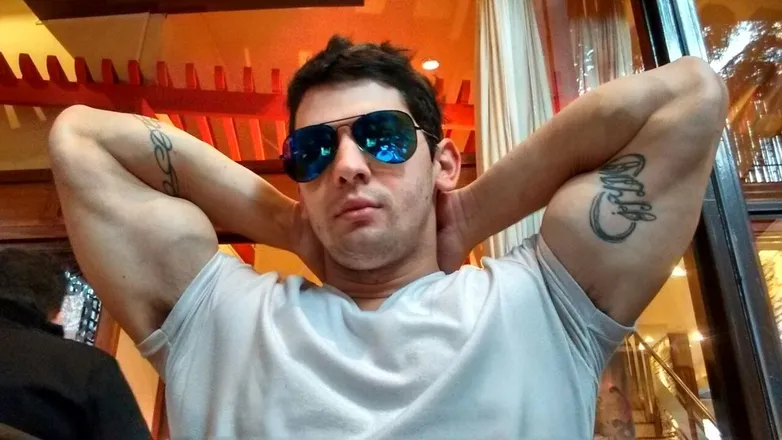OnlyFans cuenta kikitho header 2