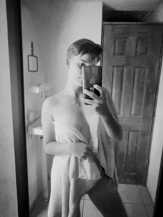 OnlyFans cuenta mari_red_hair avatar 1