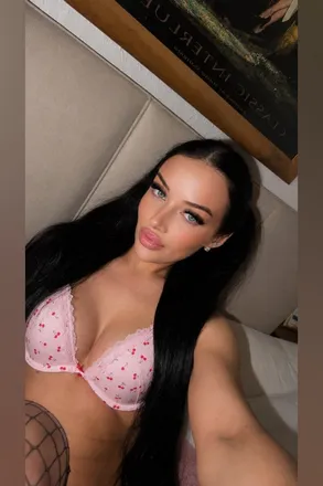 OnlyFans of anawhyteexo