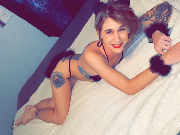 OnlyFans account  chaos-pixie header 2