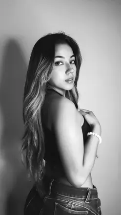 OnlyFans account  girlproblem avatar 1