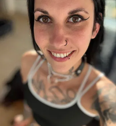 OnlyFans of skinnybitch_free
