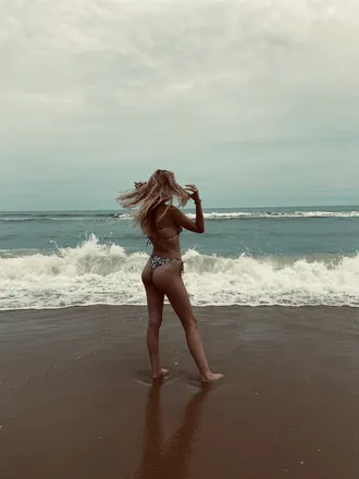OnlyFans account  lexxi02 header 2