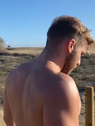 OnlyFans cuenta dinosaurio header 2