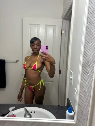 OnlyFans cuenta babyfuckindee avatar 1
